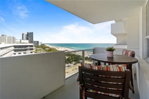 Condo in Miami Beach, Florida, 1 bedroom  № 1939528 - photo 18