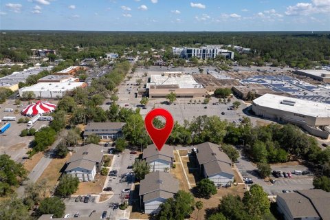 Condo in Gainesville, Florida, 1 bedroom № 2108335 - photo 25