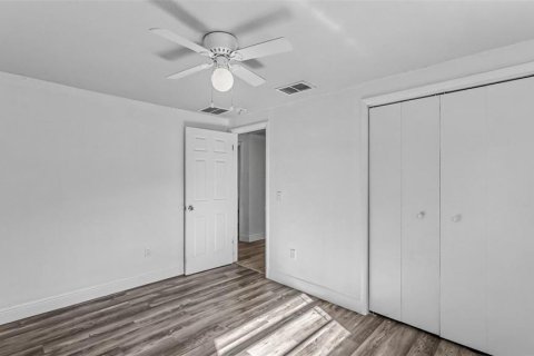 Immobilier commercial à vendre à Plant City, Floride: 4 chambres, 155.52 m2 № 2405741 - photo 15