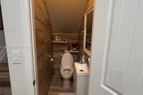 Touwnhouse à vendre à Homestead, Floride: 3 chambres, 171.87 m2 № 1960796 - photo 11