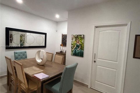 Touwnhouse à vendre à Homestead, Floride: 3 chambres, 171.87 m2 № 1960796 - photo 9