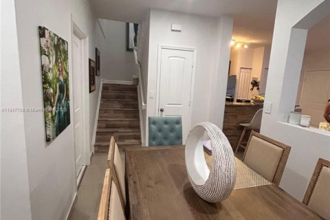 Touwnhouse à vendre à Homestead, Floride: 3 chambres, 171.87 m2 № 1960796 - photo 13