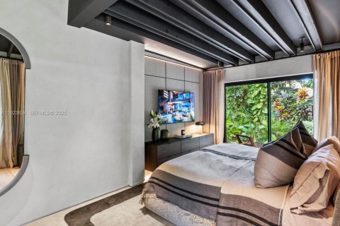Casa en venta en Miami, Florida, 2 dormitorios, 101.64 m2 № 1982810 - foto 25