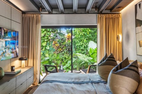 Casa en venta en Miami, Florida, 2 dormitorios, 101.64 m2 № 1982810 - foto 27
