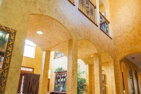 Casa en venta en Tarpon Springs, Florida, 4 dormitorios, 650.22 m2 № 2213739 - foto 9