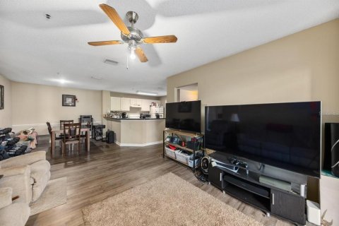 Condo in Sarasota, Florida, 3 bedrooms  № 2209152 - photo 6