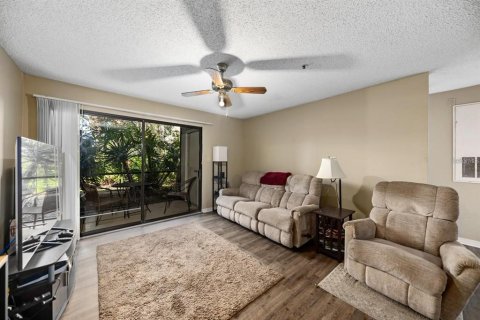 Condo in Sarasota, Florida, 3 bedrooms  № 2209152 - photo 4