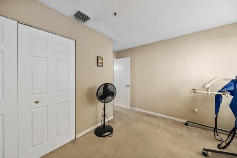 Condo in Sarasota, Florida, 3 bedrooms  № 2209152 - photo 15