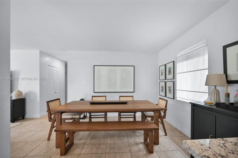 Снять в аренду таунхаус в Катлер-Бей, Флорида 3 спальни, 111.39м2, № 2004475 - фото 17