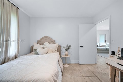 Снять в аренду таунхаус в Катлер-Бей, Флорида 3 спальни, 111.39м2, № 2004475 - фото 29