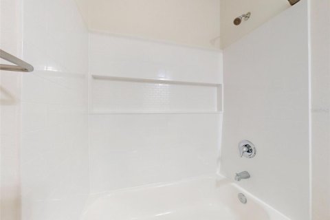 Casa en venta en New Smyrna Beach, Florida, 3 dormitorios, 155.61 m2 № 1757308 - foto 12