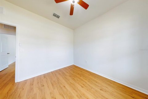 Casa en venta en New Smyrna Beach, Florida, 3 dormitorios, 155.61 m2 № 1757308 - foto 8