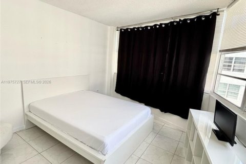 Apartment in Miami, Florida 3 bedrooms, 91.97 sq.m. № 2048516 - photo 22