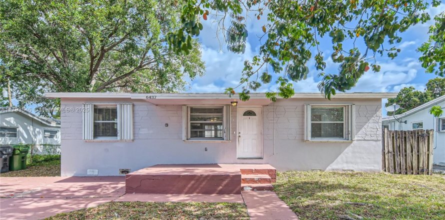 Casa en Hollywood, Florida 4 dormitorios, 138.05 m2 № 1665569