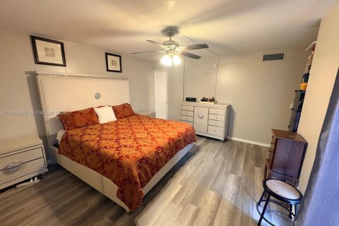 Adosado en venta en Palm Springs, Florida, 3 dormitorios, 159.98 m2 № 2001930 - foto 22