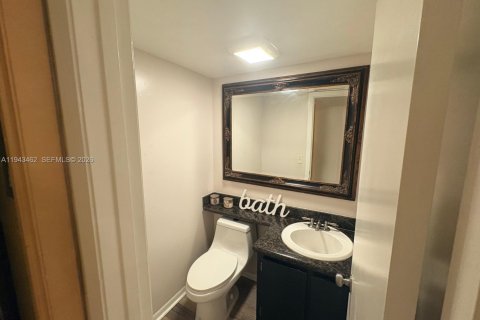 Adosado en venta en Palm Springs, Florida, 3 dormitorios, 159.98 m2 № 2001930 - foto 12