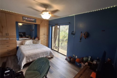 Adosado en venta en Palm Springs, Florida, 3 dormitorios, 159.98 m2 № 2001930 - foto 2