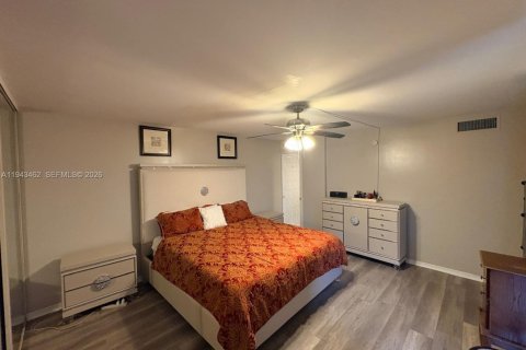 Adosado en venta en Palm Springs, Florida, 3 dormitorios, 159.98 m2 № 2001930 - foto 10