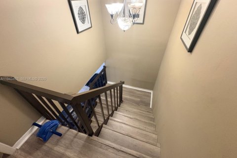 Adosado en venta en Palm Springs, Florida, 3 dormitorios, 159.98 m2 № 2001930 - foto 8