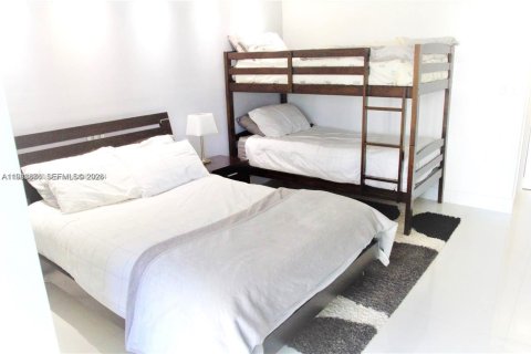 Copropriété à louer à Sunny Isles Beach, Floride: 2 chambres, 123.65 m2 № 2001270 - photo 6