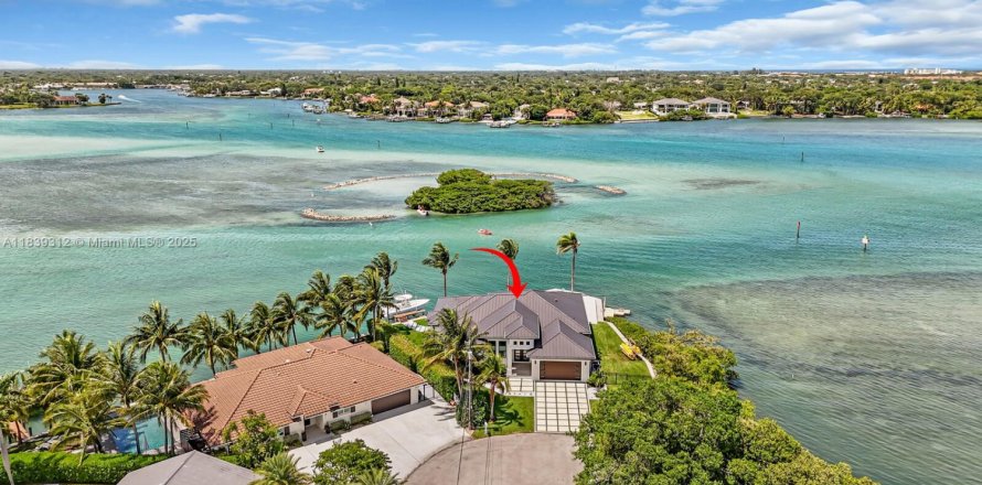 Casa en Jupiter, Florida 3 dormitorios, 268.12 m2 № 1935914