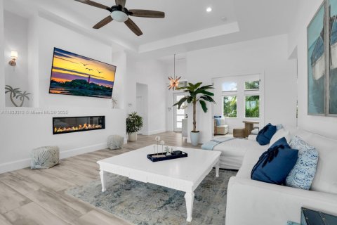Casa en venta en Jupiter, Florida, 3 dormitorios, 268.12 m2 № 1935914 - foto 7