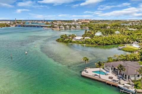 Casa en venta en Jupiter, Florida, 3 dormitorios, 268.12 m2 № 1935914 - foto 26