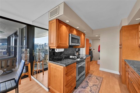 Condominio en venta en Fort Lauderdale, Florida, 2 dormitorios, 150.5 m2 № 2032886 - foto 21
