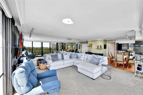 Condominio en venta en Fort Lauderdale, Florida, 2 dormitorios, 150.5 m2 № 2032886 - foto 12