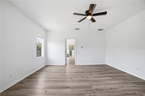Casa en venta en Apopka, Florida, 5 dormitorios, 263.47 m2 № 2212854 - foto 18