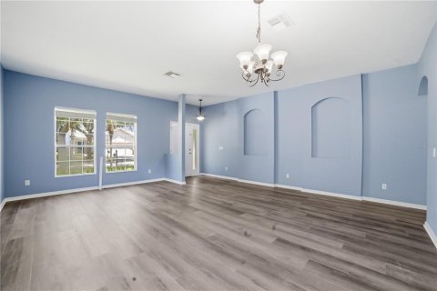 Casa en venta en Apopka, Florida, 5 dormitorios, 263.47 m2 № 2212854 - foto 6
