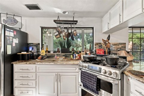 Villa ou maison à vendre à Hudson, Floride: 2 chambres, 143.26 m2 № 2430939 - photo 11
