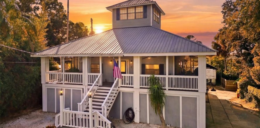 Villa ou maison à Hudson, Floride 2 chambres, 143.26 m2 № 2430939