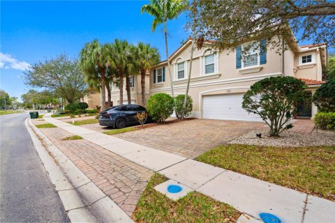 Townhouse in Greenacres, Florida 3 bedrooms, 162.39 sq.m. № 2045073 - photo 3