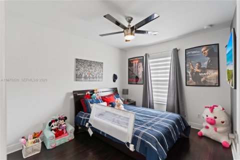 Townhouse in Greenacres, Florida 3 bedrooms, 162.39 sq.m. № 2045073 - photo 20