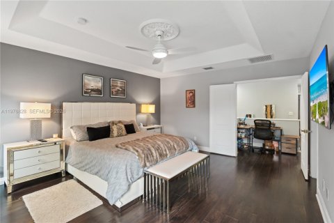 Townhouse in Greenacres, Florida 3 bedrooms, 162.39 sq.m. № 2045073 - photo 14