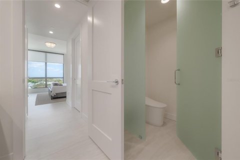 Снять в аренду кондоминиум в Тампа, Флорида 4 комнаты, 169.18м2, № 2108984 - фото 19