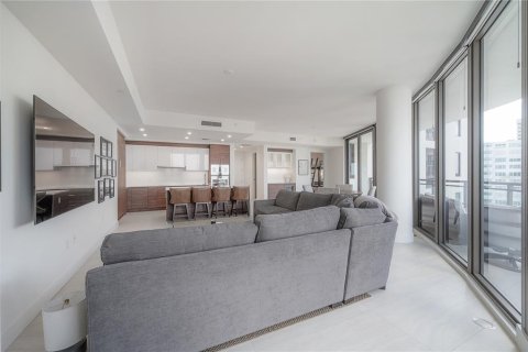 Снять в аренду кондоминиум в Тампа, Флорида 4 комнаты, 169.18м2, № 2108984 - фото 15
