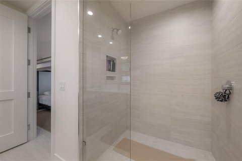 Снять в аренду кондоминиум в Тампа, Флорида 4 комнаты, 169.18м2, № 2108984 - фото 28