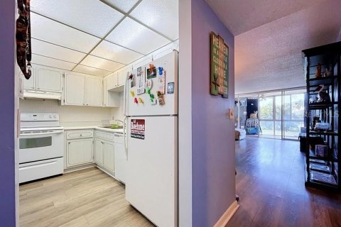 Copropriété à vendre à Largo, Floride: 2 chambres, 102.66 m2 № 2317427 - photo 5