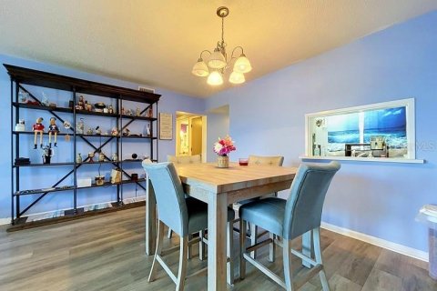 Copropriété à vendre à Largo, Floride: 2 chambres, 102.66 m2 № 2317427 - photo 11