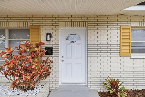 House in Tampa, Florida 3 bedrooms, 160.16 sq.m. № 2196188 - photo 3