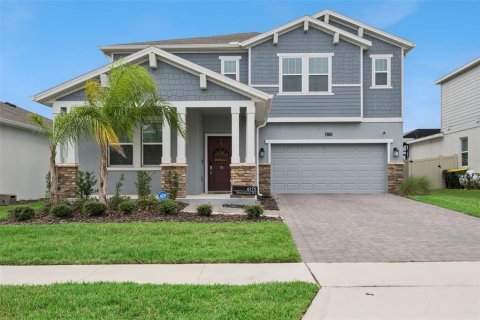 House in Clermont, Florida 5 bedrooms, 309.55 sq.m. № 2396107