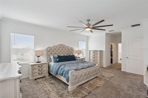 House in Clermont, Florida 5 bedrooms, 309.55 sq.m. № 2396107 - photo 28