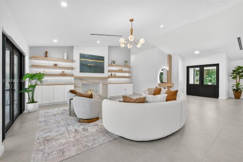 Casa en venta en Palmetto Bay, Florida, 6 dormitorios, 305.28 m2 № 2003387 - foto 11