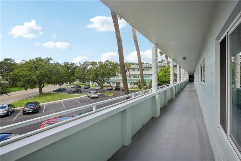 Copropriété à vendre à Clearwater, Floride: 2 chambres, 130.06 m2 № 2219709 - photo 3