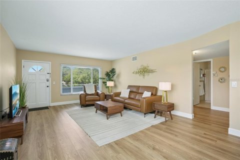 Copropriété à vendre à Clearwater, Floride: 2 chambres, 130.06 m2 № 2219709 - photo 11