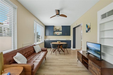 Copropriété à vendre à Clearwater, Floride: 2 chambres, 130.06 m2 № 2219709 - photo 17