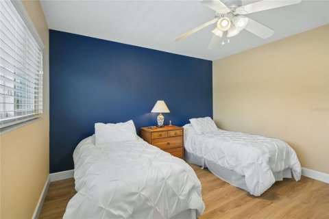 Copropriété à vendre à Clearwater, Floride: 2 chambres, 130.06 m2 № 2219709 - photo 29