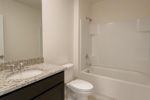 Casa en alquiler en Davenport, Florida, 4 dormitorios, 171.5 m2 № 1919440 - foto 17